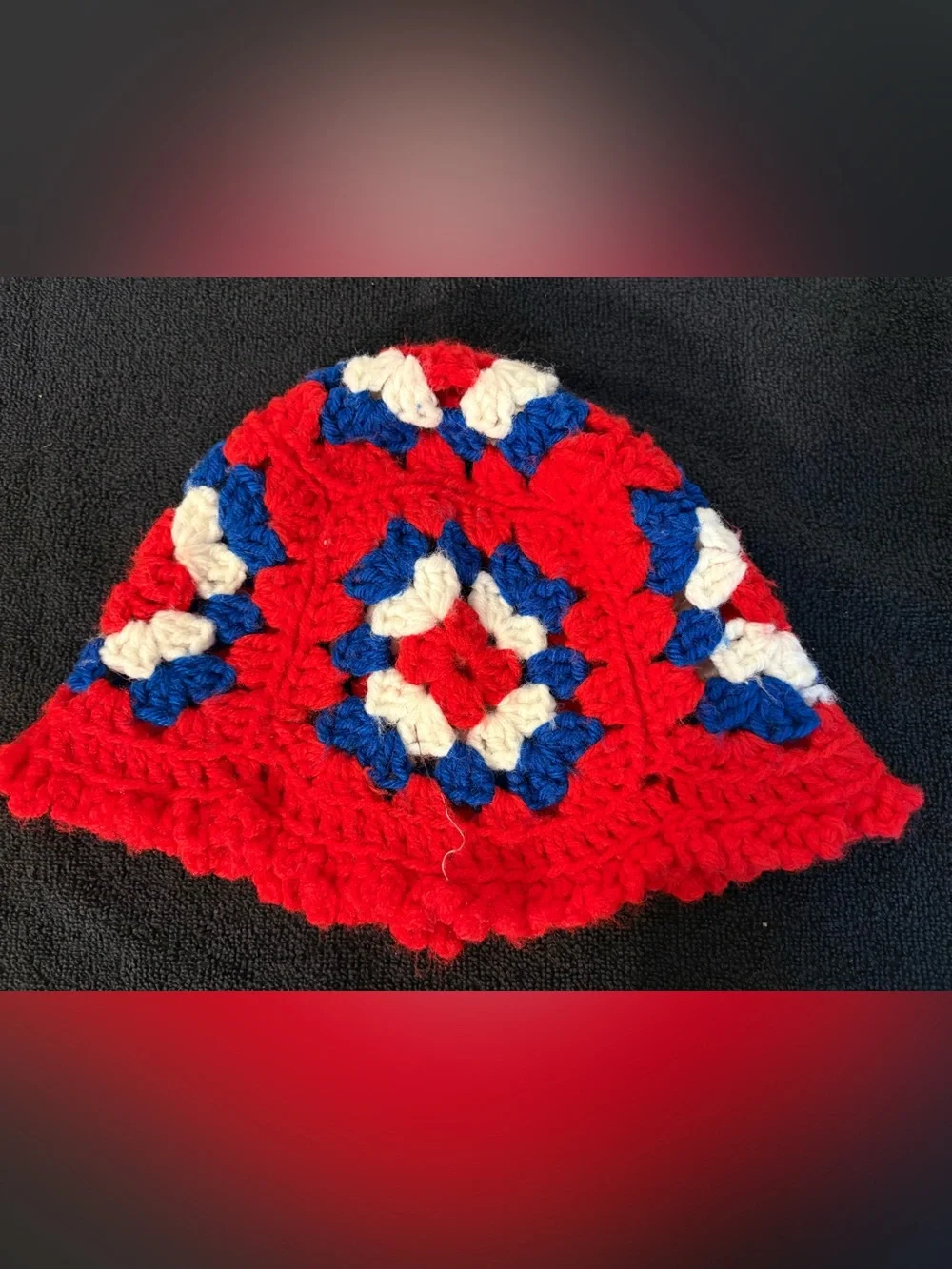 Vintage 1960s/1970s Crochet Granny Square Hat & Purse Set